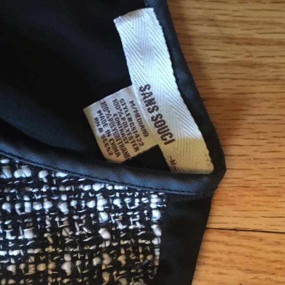 Asymmetrical tweed sleeveless top Size M - Picture 3 of 3